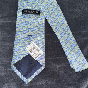 Jos. A. Bank Blue and Green Men's Shark Tie